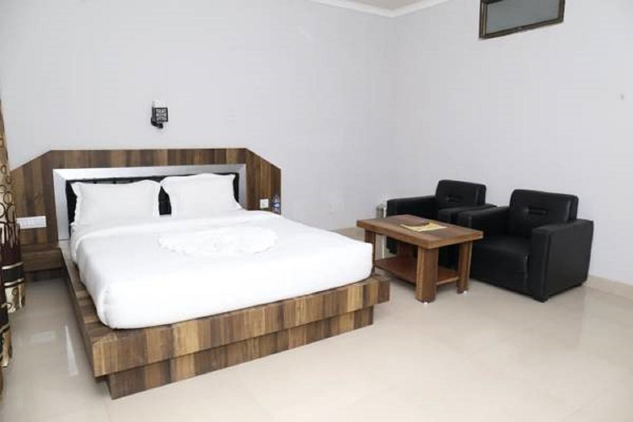 Hotel Europa Inn Dimāpur Esterno foto